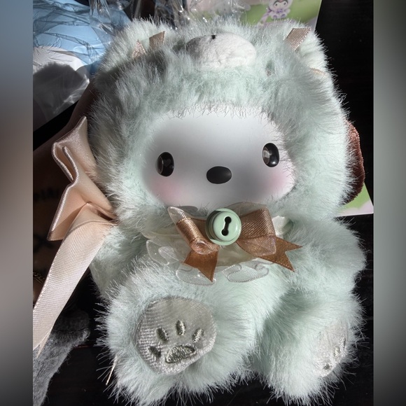 New sealed Miniso Sanrio Fox Island Surprise Vinyl face plush Pochacco - Picture 2 of 7